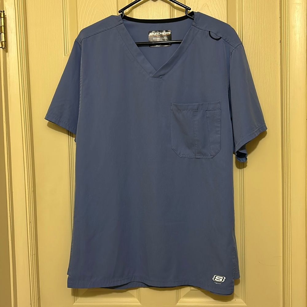 Scrub top